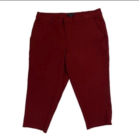 40% off! Universal Standard pants women's XSP US 10-12 red capri stretchy soft - Picture 1 of 7